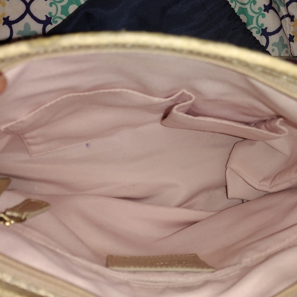 Coach - Picture 3 of 6